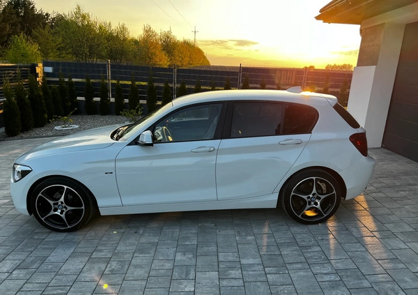 BMW Seria 1 cena 39999 przebieg: 221400, rok produkcji 2013 z Siemiatycze małe 211